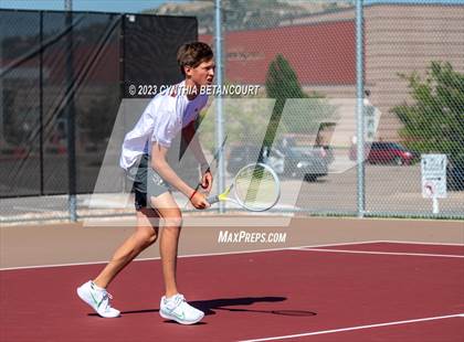 Thumbnail 2 in Castle View vs Regis Jesuit photogallery.