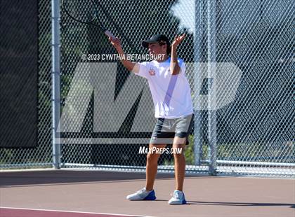 Thumbnail 1 in Castle View vs Regis Jesuit photogallery.