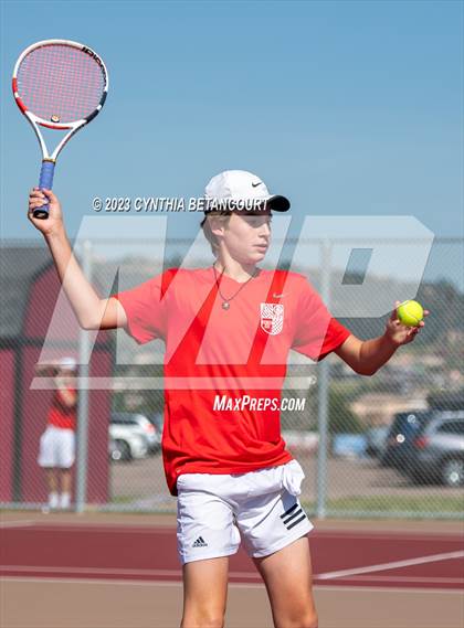 Thumbnail 1 in Castle View vs Regis Jesuit photogallery.