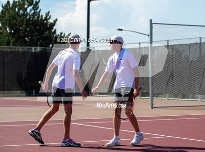 Thumbnail 1 in Castle View vs Regis Jesuit photogallery.