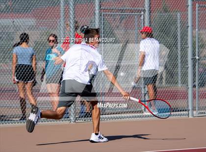 Thumbnail 2 in Castle View vs Regis Jesuit photogallery.