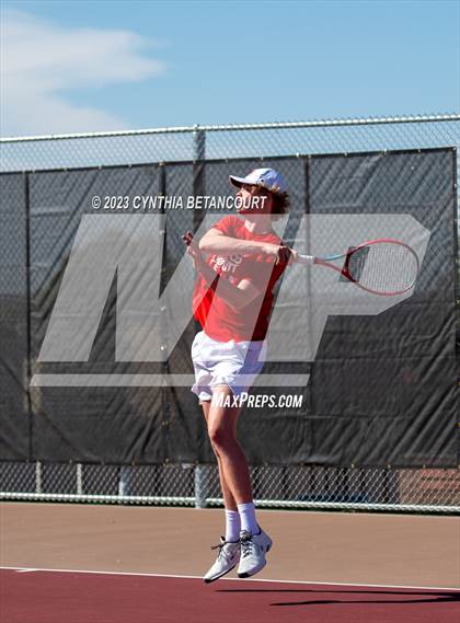 Thumbnail 3 in Castle View vs Regis Jesuit photogallery.