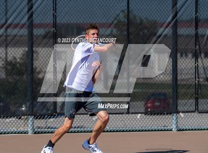 Thumbnail 1 in Castle View vs Regis Jesuit photogallery.