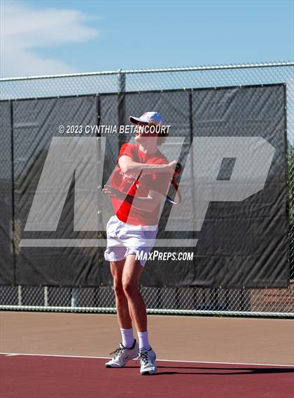 Thumbnail 1 in Castle View vs Regis Jesuit photogallery.