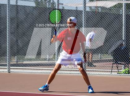 Thumbnail 1 in Castle View vs Regis Jesuit photogallery.