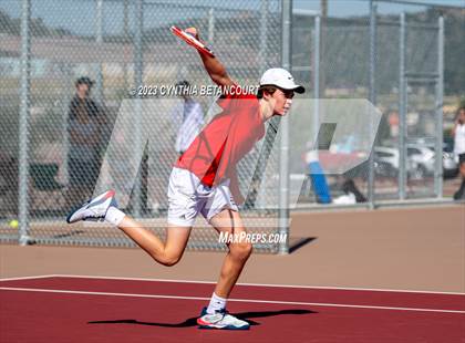 Thumbnail 1 in Castle View vs Regis Jesuit photogallery.