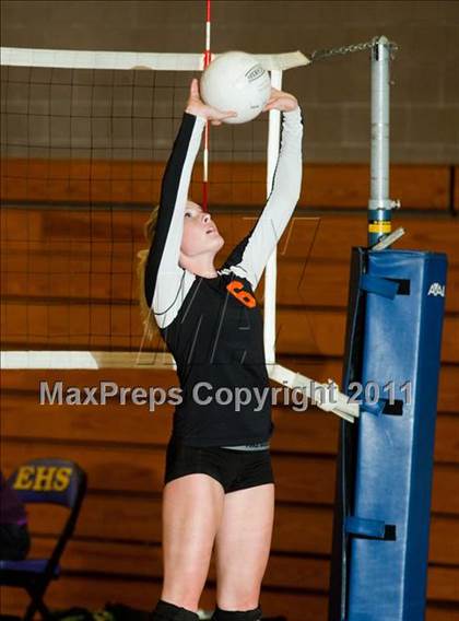 Thumbnail 1 in Summerville @ Escalon (CIF SJS Playoffs) photogallery.