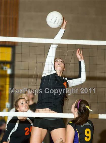 Thumbnail 1 in Summerville @ Escalon (CIF SJS Playoffs) photogallery.