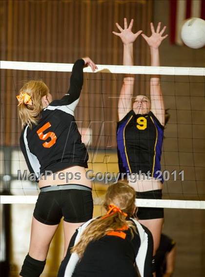 Thumbnail 2 in Summerville @ Escalon (CIF SJS Playoffs) photogallery.