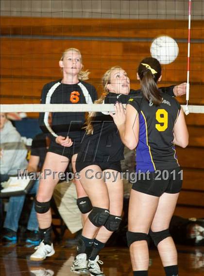 Thumbnail 3 in Summerville @ Escalon (CIF SJS Playoffs) photogallery.