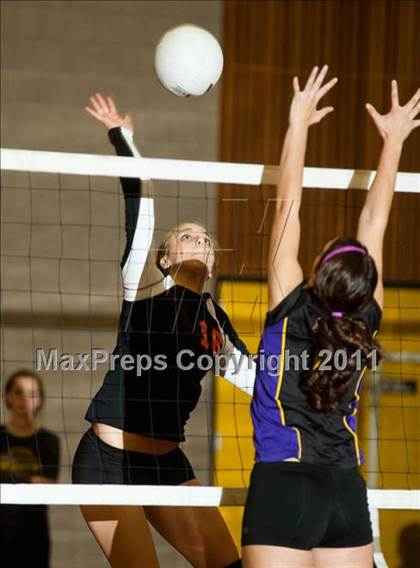 Thumbnail 2 in Summerville @ Escalon (CIF SJS Playoffs) photogallery.