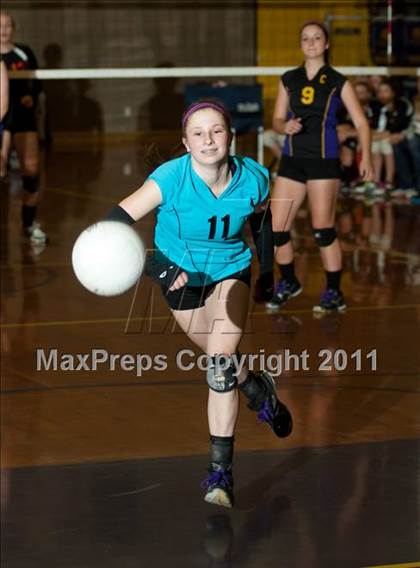 Thumbnail 1 in Summerville @ Escalon (CIF SJS Playoffs) photogallery.