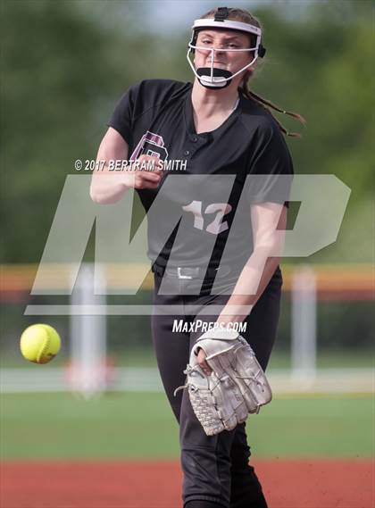 Thumbnail 3 in Orchard Park vs. Williamsville North (Section 6 Class AA Final) photogallery.