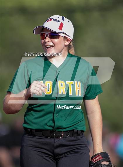 Thumbnail 2 in Orchard Park vs. Williamsville North (Section 6 Class AA Final) photogallery.