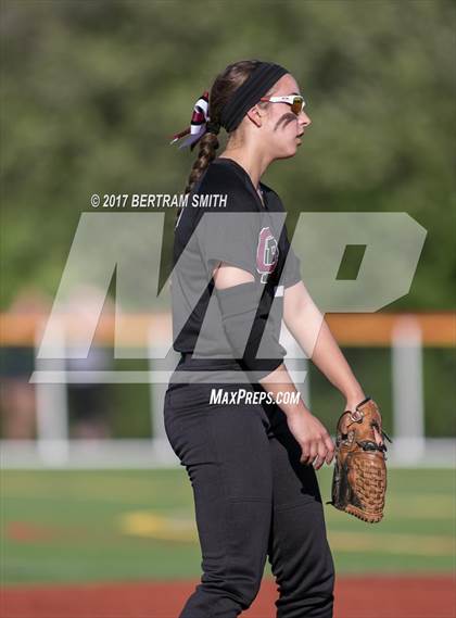 Thumbnail 3 in Orchard Park vs. Williamsville North (Section 6 Class AA Final) photogallery.