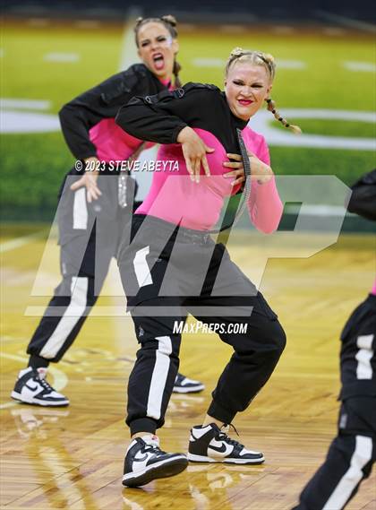 Thumbnail 2 in Arapahoe CHSAA Spirit Hip Hop photogallery.