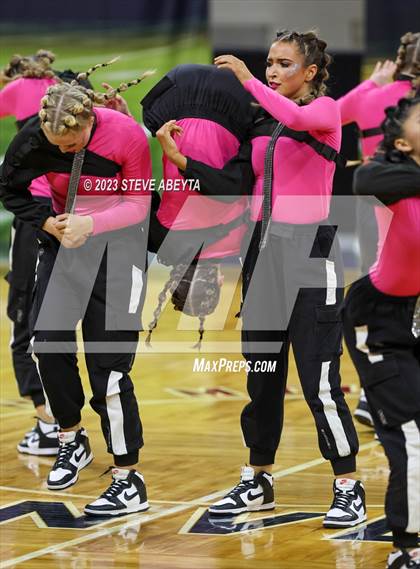 Thumbnail 3 in Arapahoe CHSAA Spirit Hip Hop photogallery.