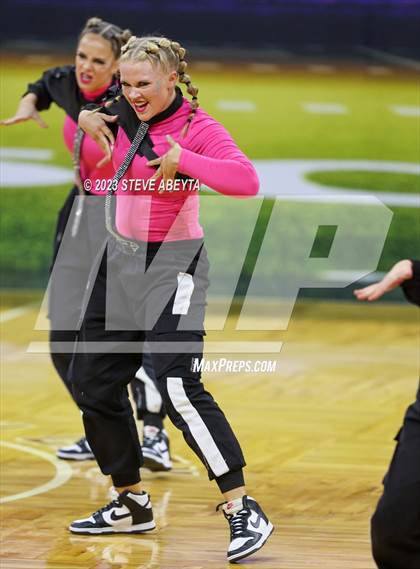 Thumbnail 3 in Arapahoe CHSAA Spirit Hip Hop photogallery.