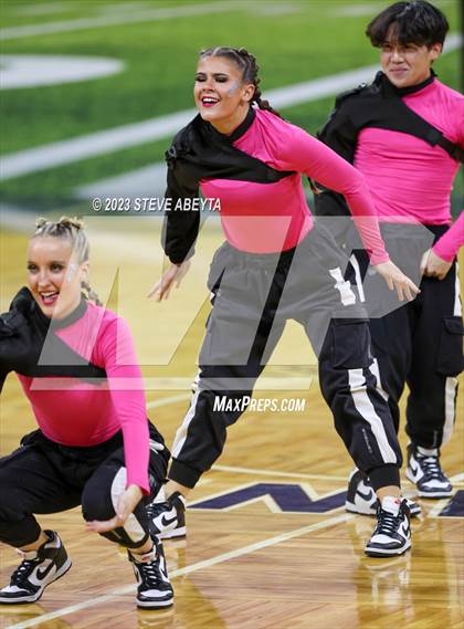 Thumbnail 1 in Arapahoe CHSAA Spirit Hip Hop photogallery.