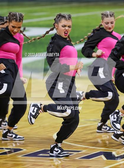 Thumbnail 1 in Arapahoe CHSAA Spirit Hip Hop photogallery.