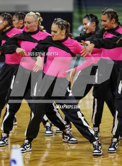 Thumbnail 2 in Arapahoe CHSAA Spirit Hip Hop photogallery.