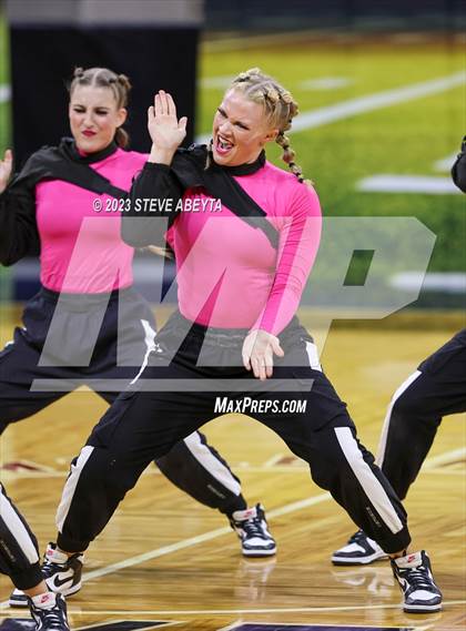 Thumbnail 3 in Arapahoe CHSAA Spirit Hip Hop photogallery.