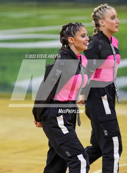 Thumbnail 2 in Arapahoe CHSAA Spirit Hip Hop photogallery.