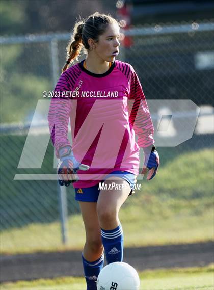 Thumbnail 1 in JV: North Yarmouth Academy @ Lake Region photogallery.