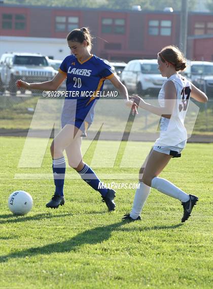 Thumbnail 1 in JV: North Yarmouth Academy @ Lake Region photogallery.