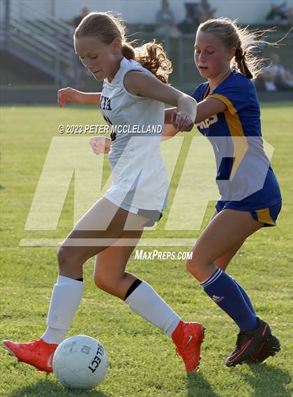 Thumbnail 3 in JV: North Yarmouth Academy @ Lake Region photogallery.