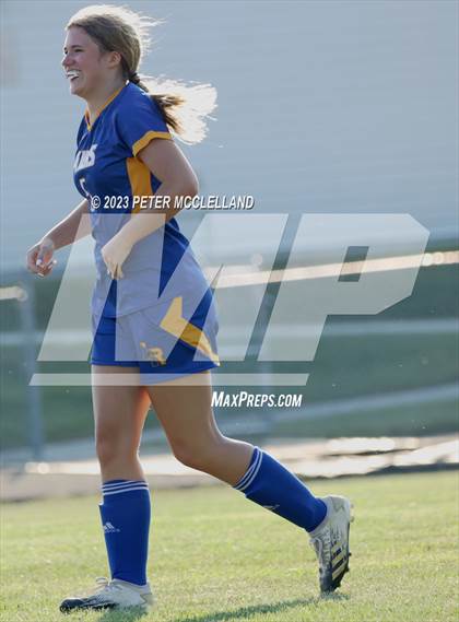 Thumbnail 2 in JV: North Yarmouth Academy @ Lake Region photogallery.
