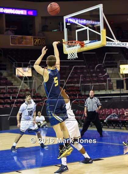Thumbnail 2 in Yuma Catholic vs. Pima (AIA D4 Semifinal) photogallery.
