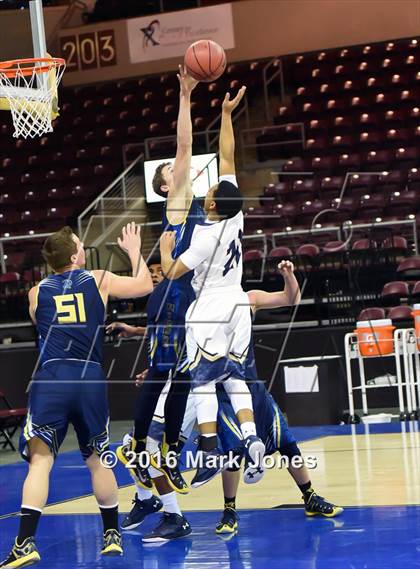 Thumbnail 2 in Yuma Catholic vs. Pima (AIA D4 Semifinal) photogallery.