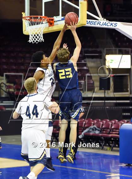 Thumbnail 3 in Yuma Catholic vs. Pima (AIA D4 Semifinal) photogallery.