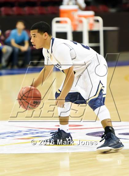 Thumbnail 3 in Yuma Catholic vs. Pima (AIA D4 Semifinal) photogallery.