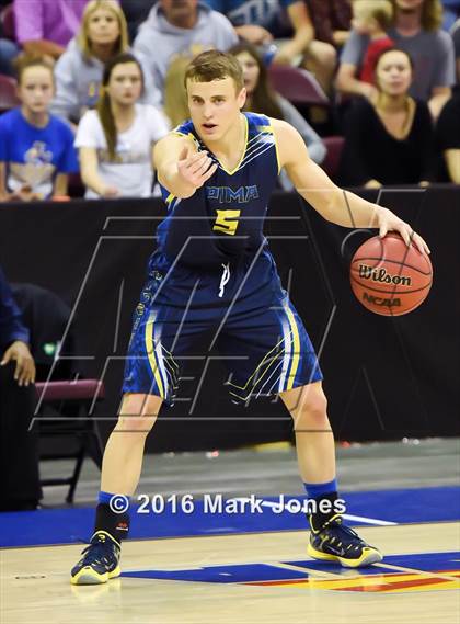 Thumbnail 3 in Yuma Catholic vs. Pima (AIA D4 Semifinal) photogallery.
