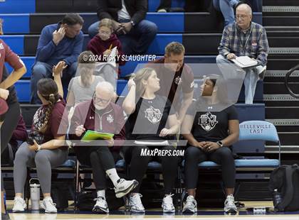 Thumbnail 2 in Belleville West vs. O'Fallon (IHSA 4A girls sectional) photogallery.