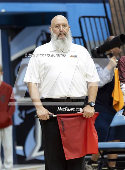 Thumbnail 2 in Belleville West vs. O'Fallon (IHSA 4A girls sectional) photogallery.