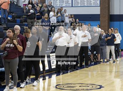 Thumbnail 2 in Belleville West vs. O'Fallon (IHSA 4A girls sectional) photogallery.