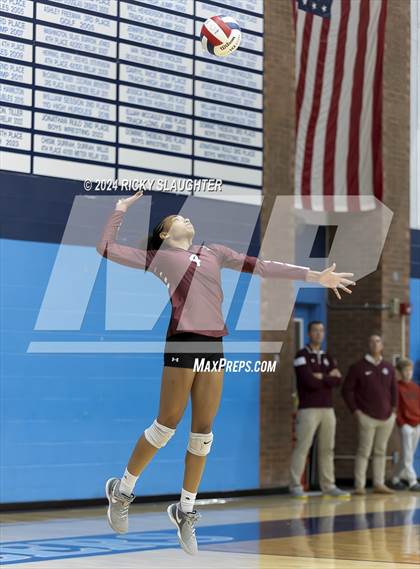 Thumbnail 3 in Belleville West vs. O'Fallon (IHSA 4A girls sectional) photogallery.