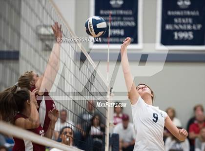Thumbnail 3 in E.D. White @ Ursuline Academy (LHSAA Division III 2nd Round) photogallery.