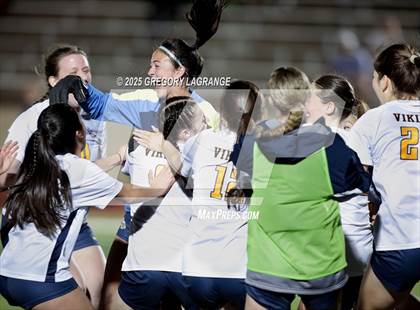 Thumbnail 2 in Lamar vs Pearce (UIL 6A Bi-District Playoff Division 2) photogallery.