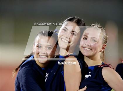 Thumbnail 3 in Lamar vs Pearce (UIL 6A Bi-District Playoff Division 2) photogallery.