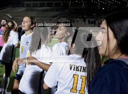 Thumbnail 1 in Lamar vs Pearce (UIL 6A Bi-District Playoff Division 2) photogallery.