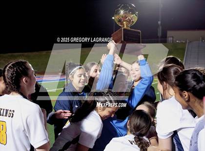 Thumbnail 2 in Lamar vs Pearce (UIL 6A Bi-District Playoff Division 2) photogallery.