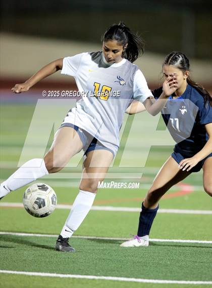 Thumbnail 1 in Lamar vs Pearce (UIL 6A Bi-District Playoff Division 2) photogallery.