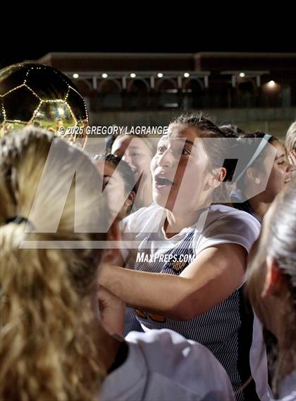 Thumbnail 3 in Lamar vs Pearce (UIL 6A Bi-District Playoff Division 2) photogallery.
