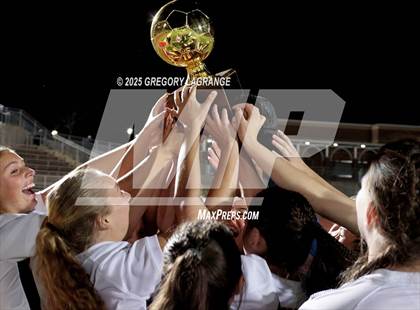 Thumbnail 1 in Lamar vs Pearce (UIL 6A Bi-District Playoff Division 2) photogallery.