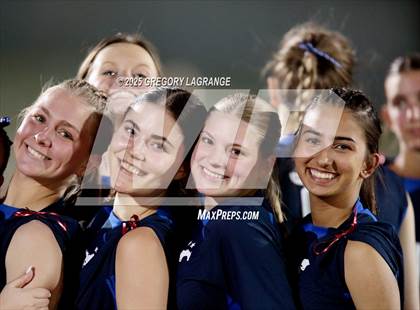 Thumbnail 3 in Lamar vs Pearce (UIL 6A Bi-District Playoff Division 2) photogallery.