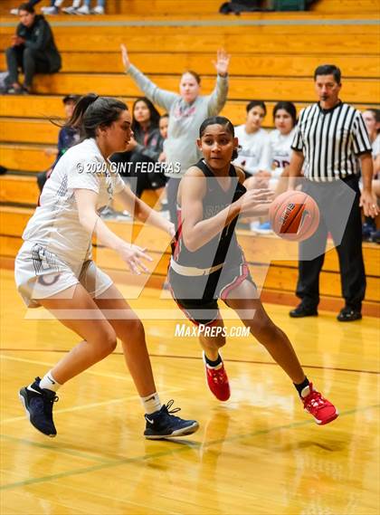 Thumbnail 2 in Salesian College Preparatory vs. Chaminade (West Coast Jamboree) photogallery.
